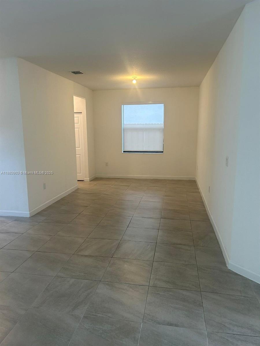 VIA VENTURA NEIGHBORHOOD - Residential Lease