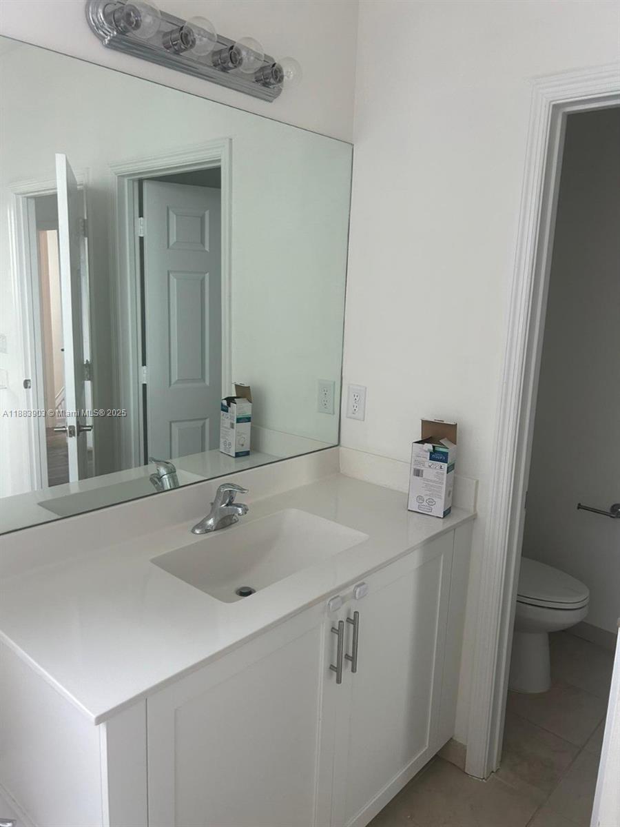 VIA VENTURA NEIGHBORHOOD - Residential Lease