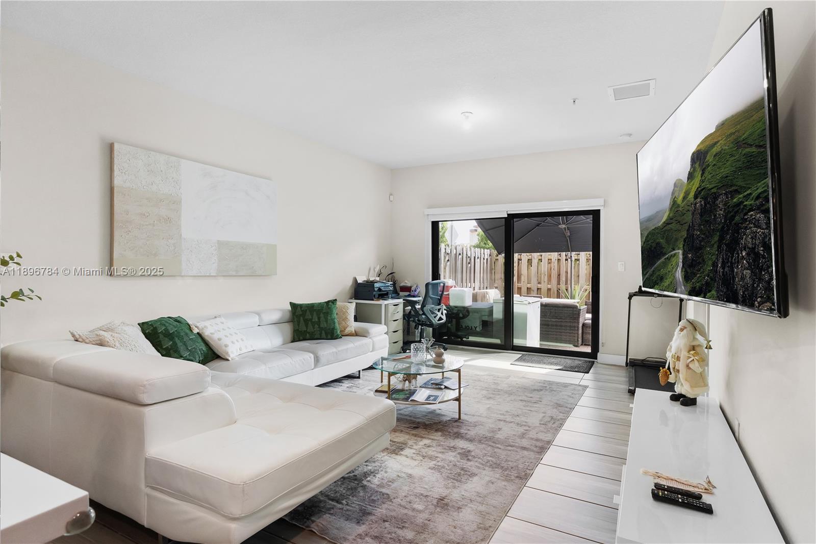 APEX AT PARK CENTRAL COND - Residential