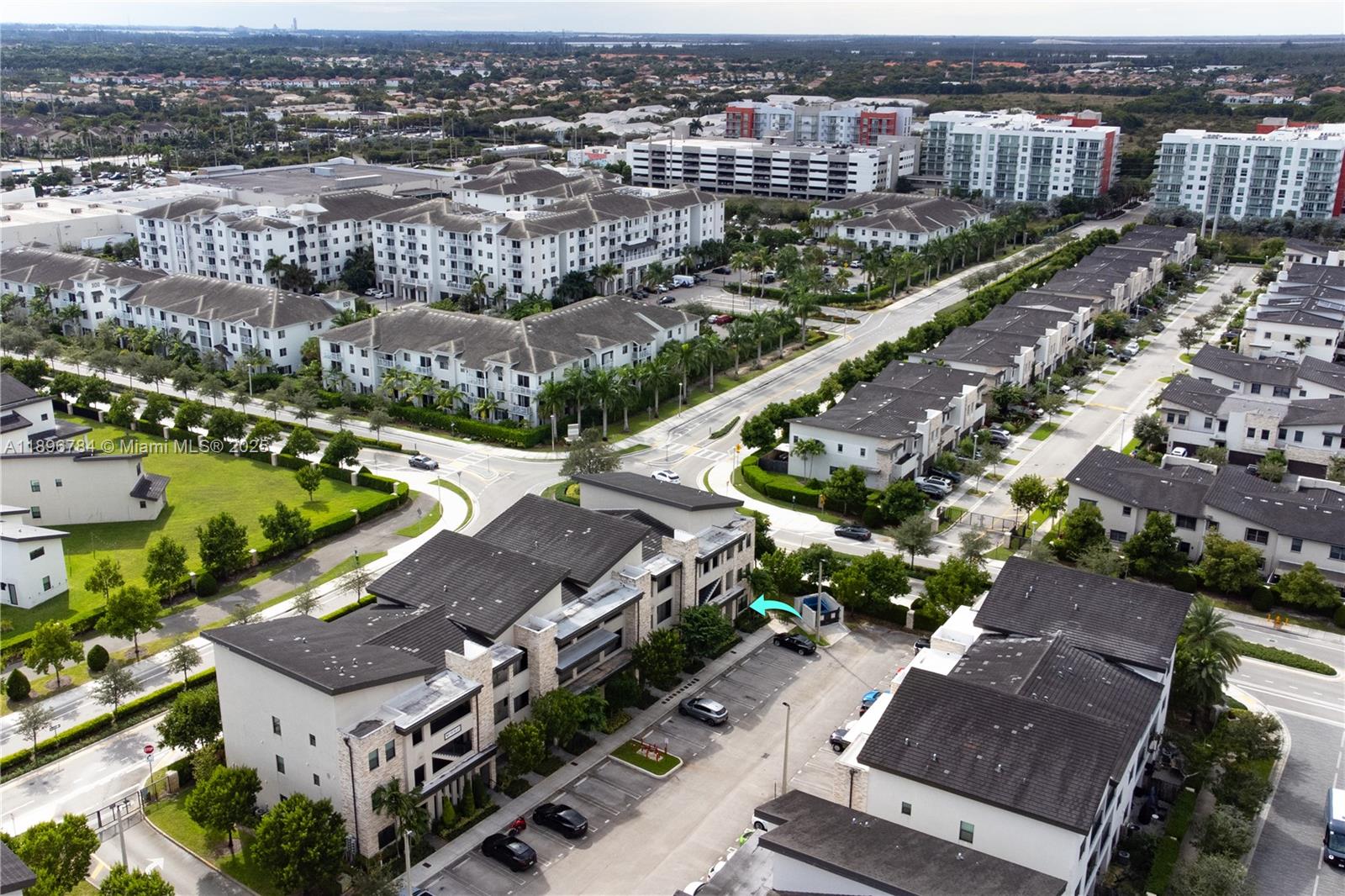 APEX AT PARK CENTRAL COND - Residential