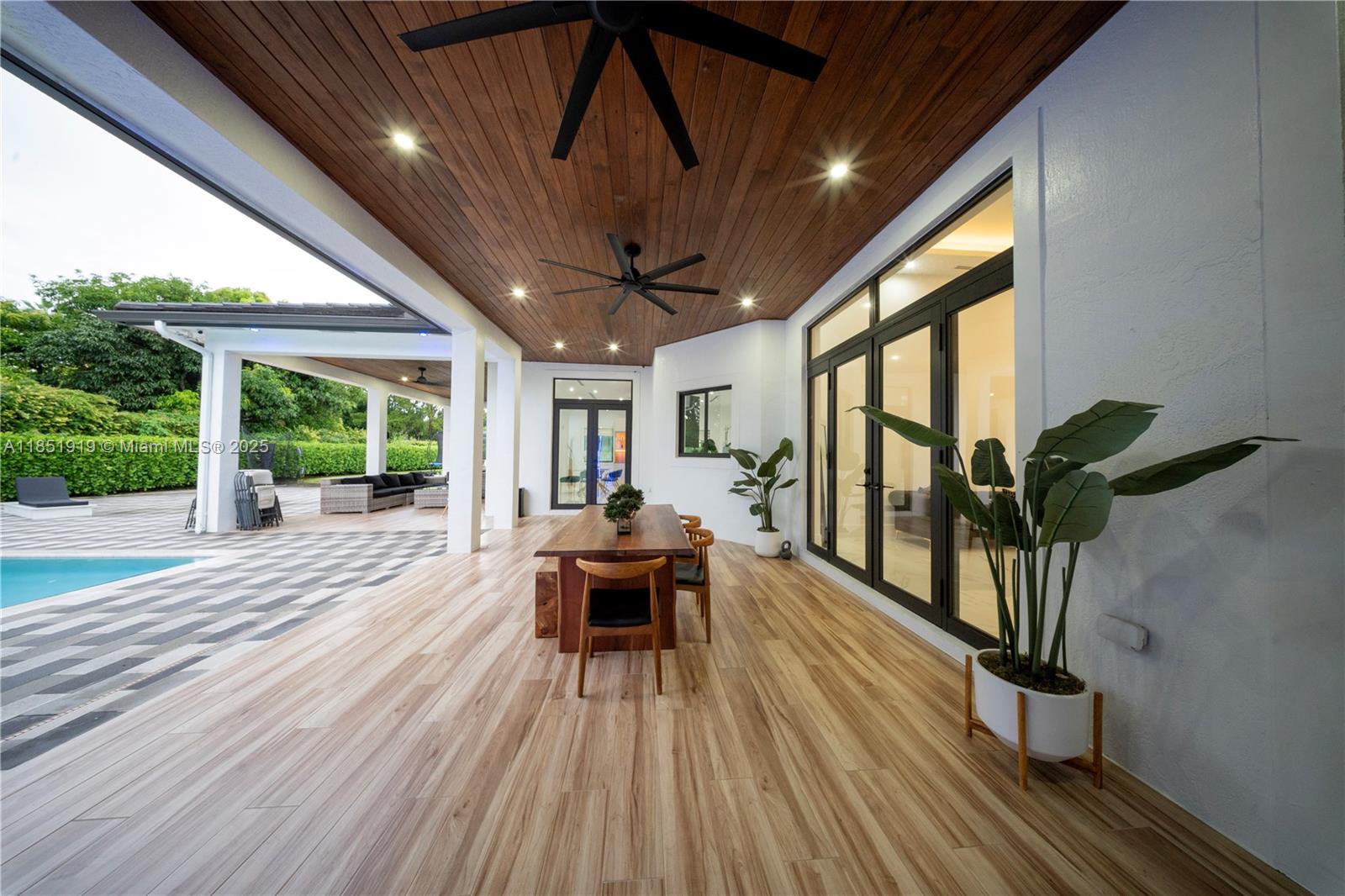 South Kendall Estates - Residential