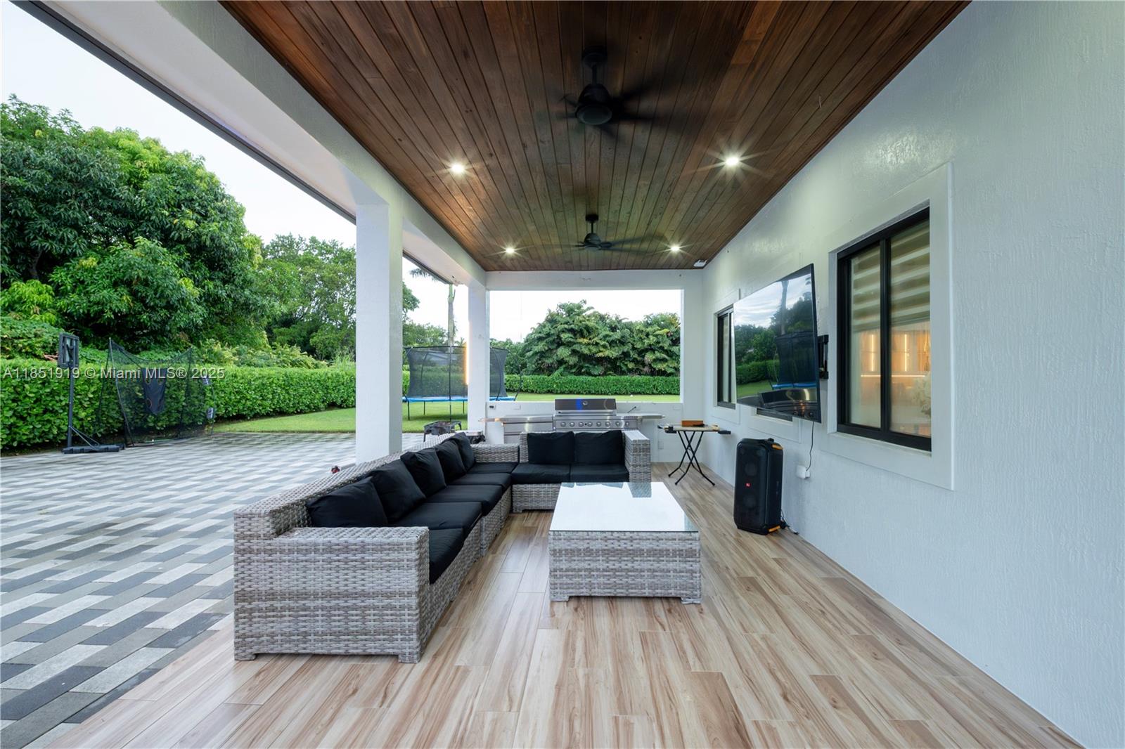 South Kendall Estates - Residential