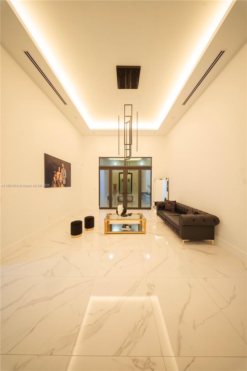 South Kendall Estates - Residential