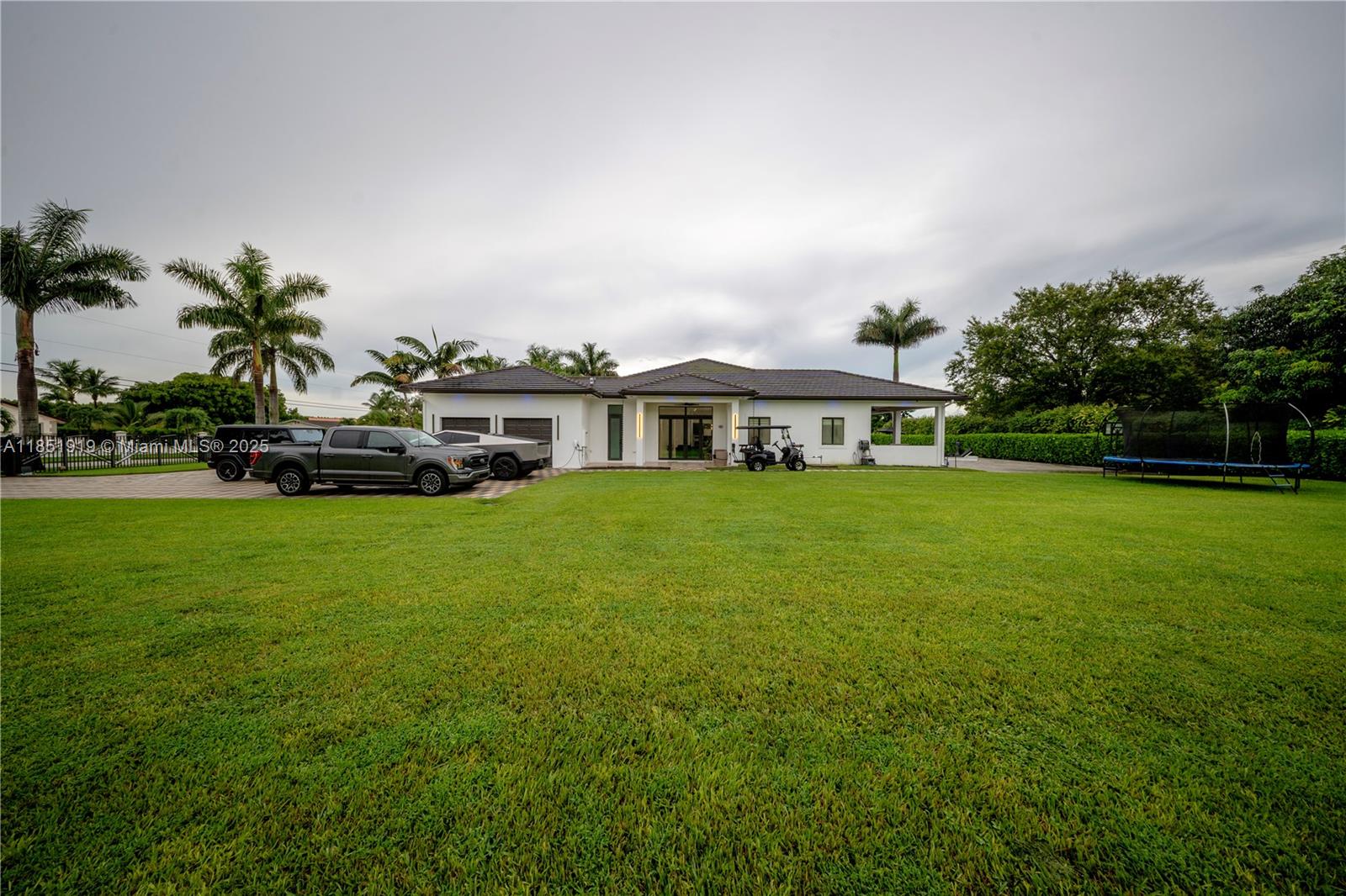 South Kendall Estates - Residential