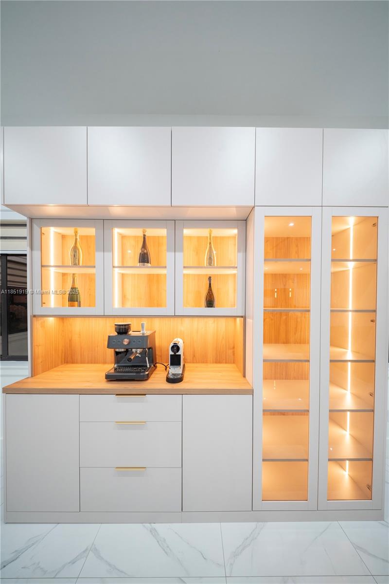 South Kendall Estates - Residential