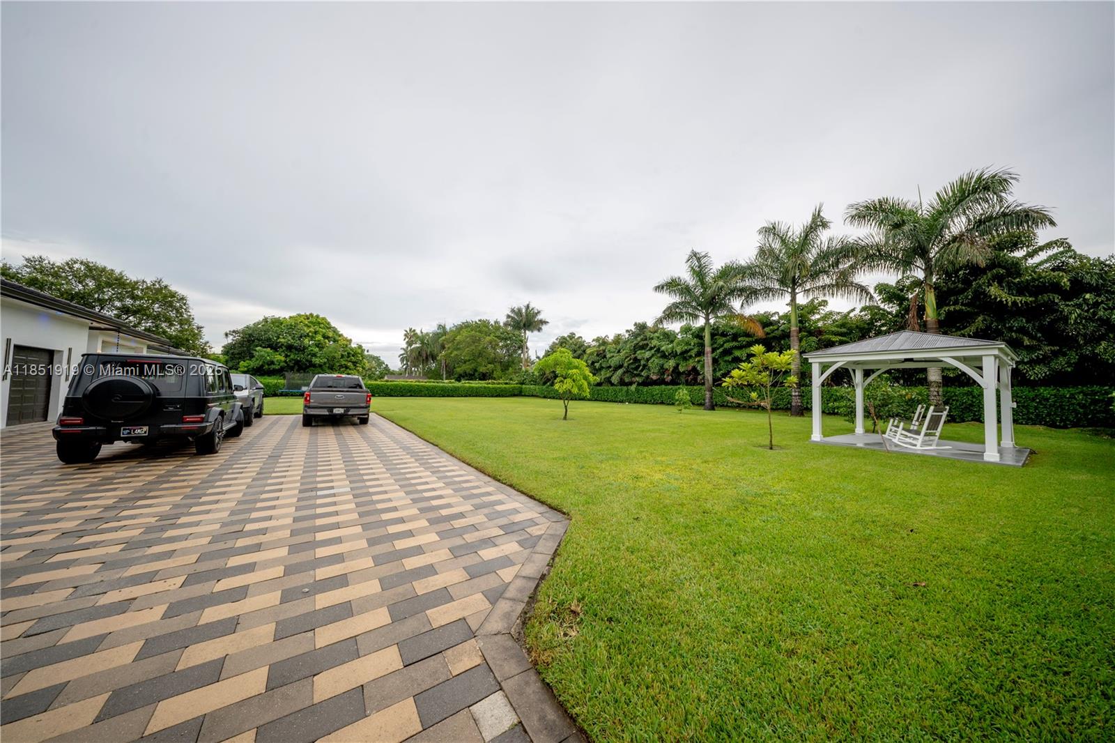 South Kendall Estates - Residential