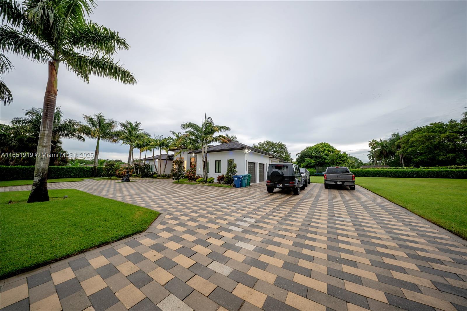 South Kendall Estates - Residential