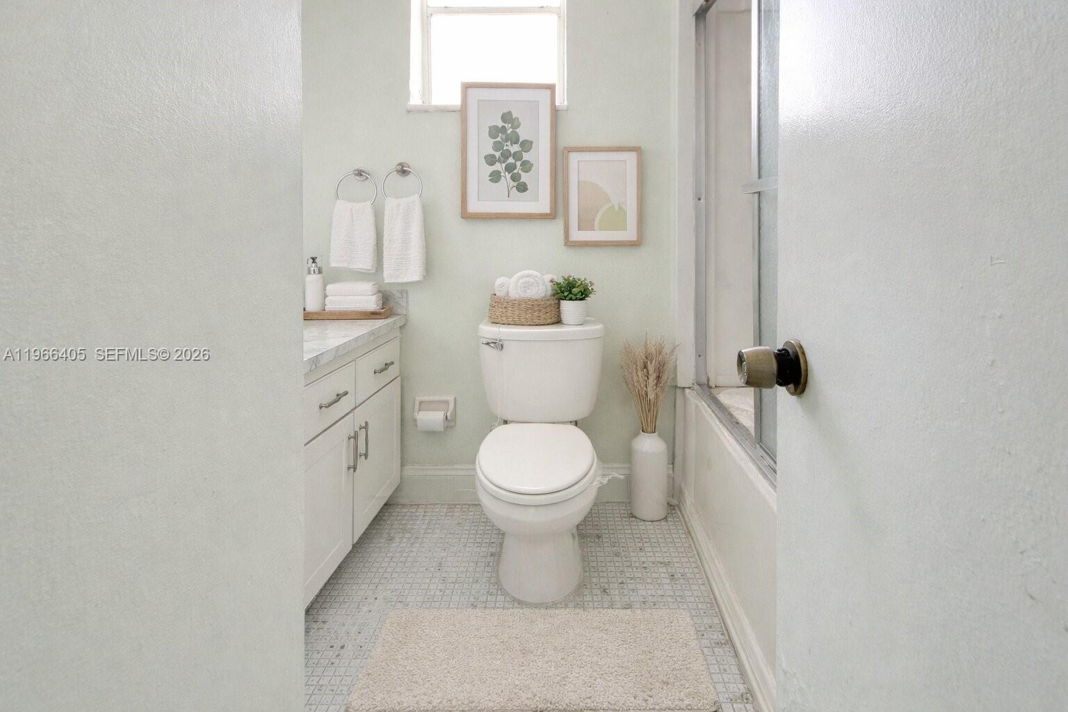 MANGO HILL CONDO #7 - Residential