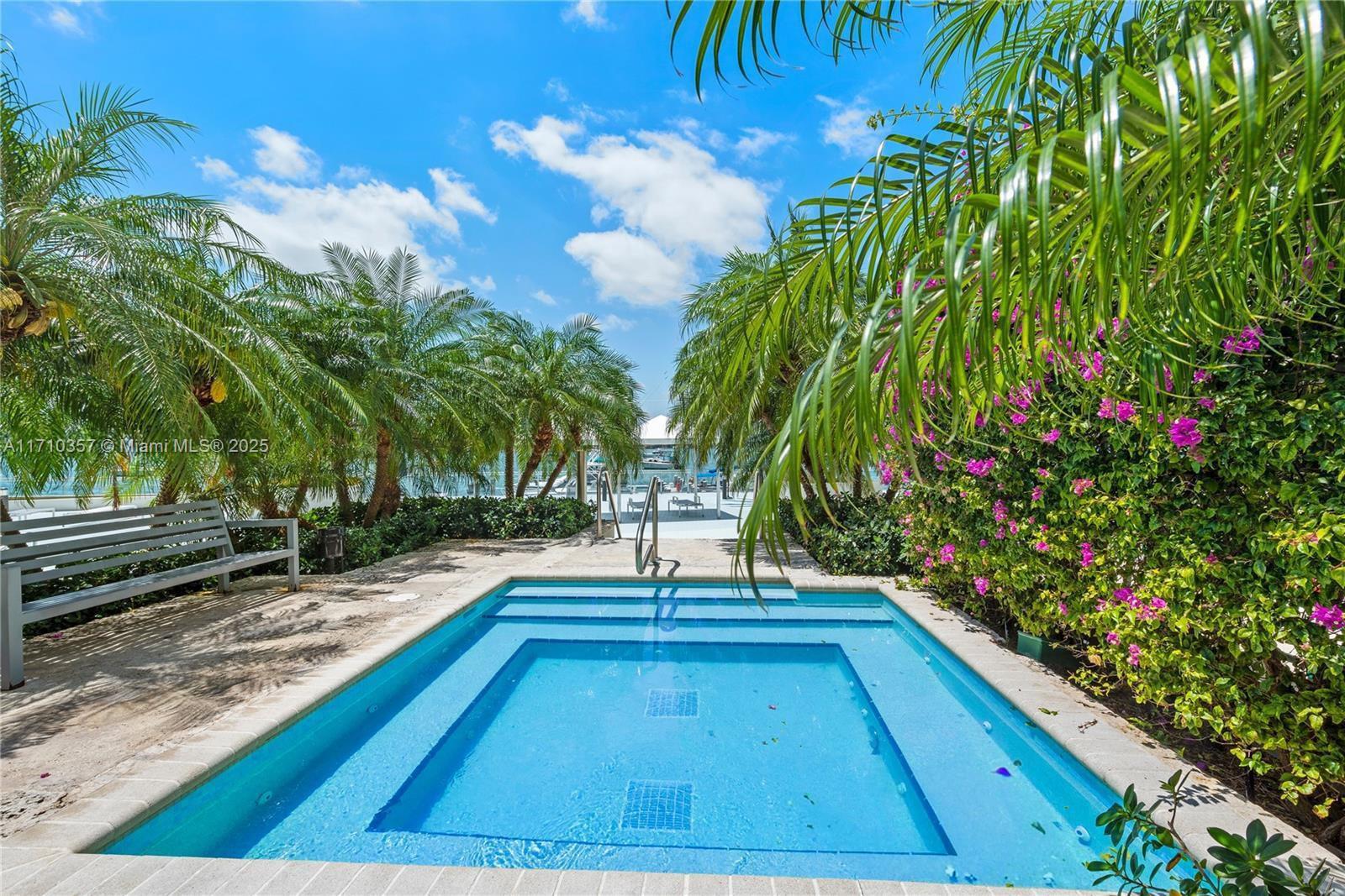MIRADOR 1200 CONDO - Residential