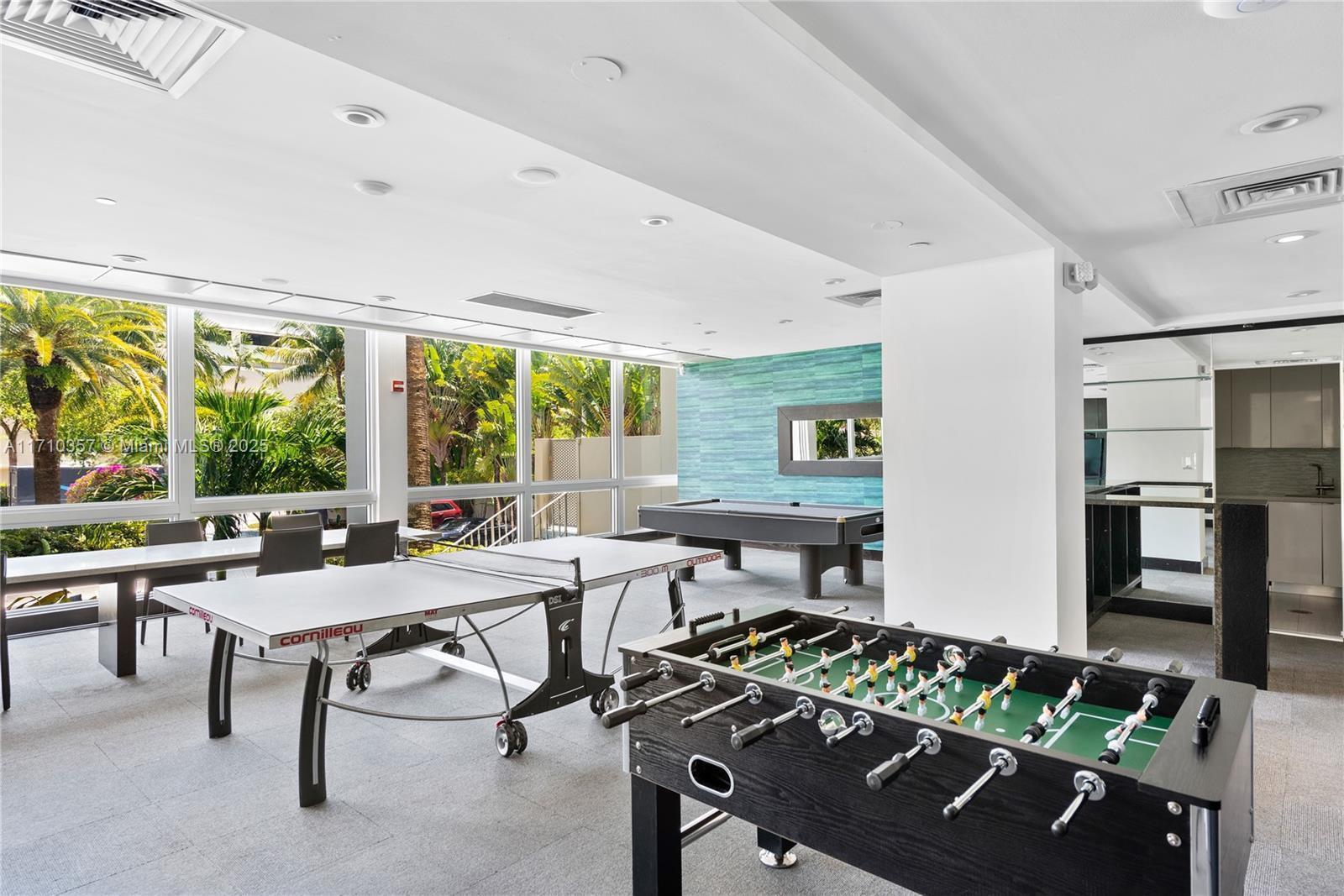 MIRADOR 1200 CONDO - Residential