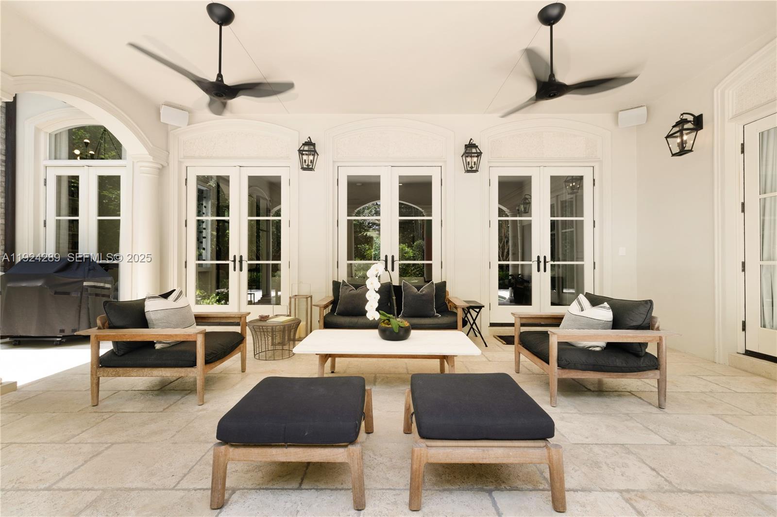 SANS SOUCI CORR PL OF 2ND - Residential