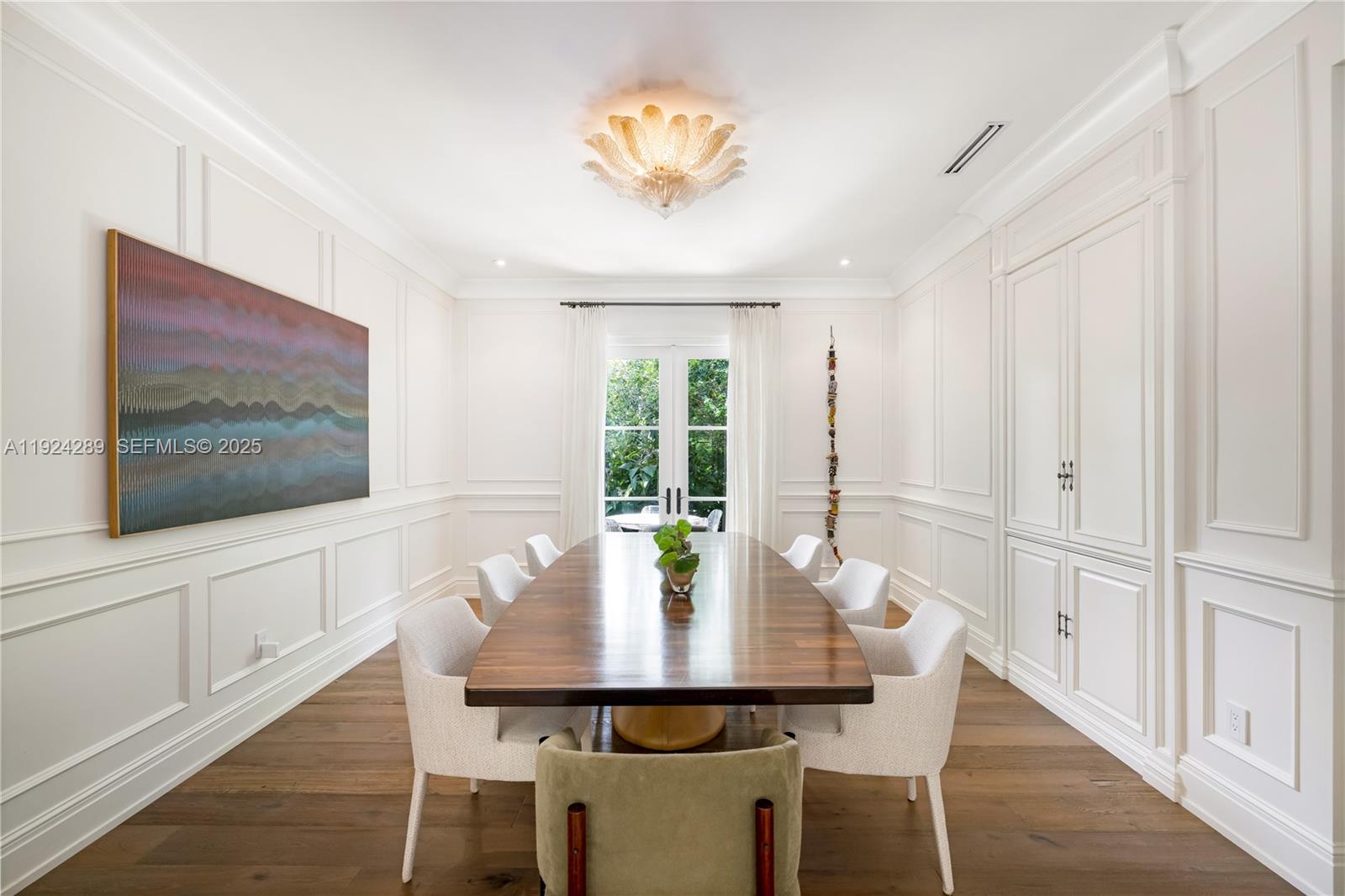 SANS SOUCI CORR PL OF 2ND - Residential