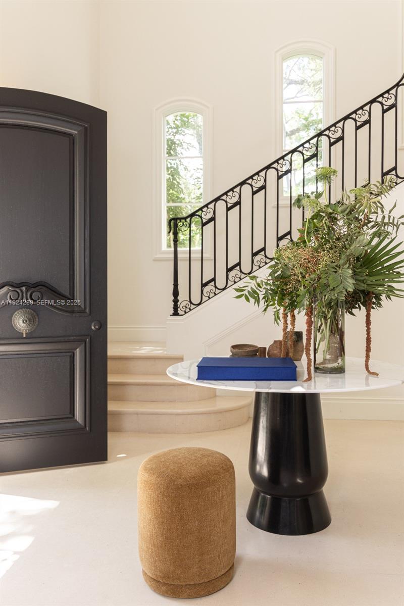 SANS SOUCI CORR PL OF 2ND - Residential