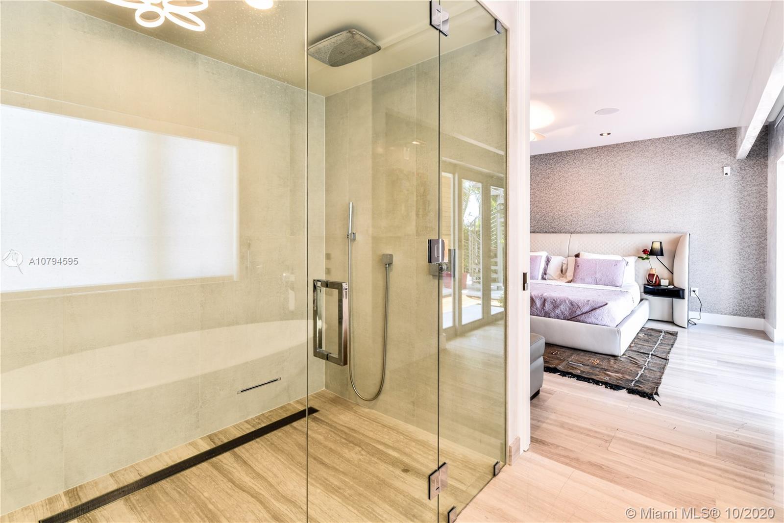 BISCAYNE POINT - Residential