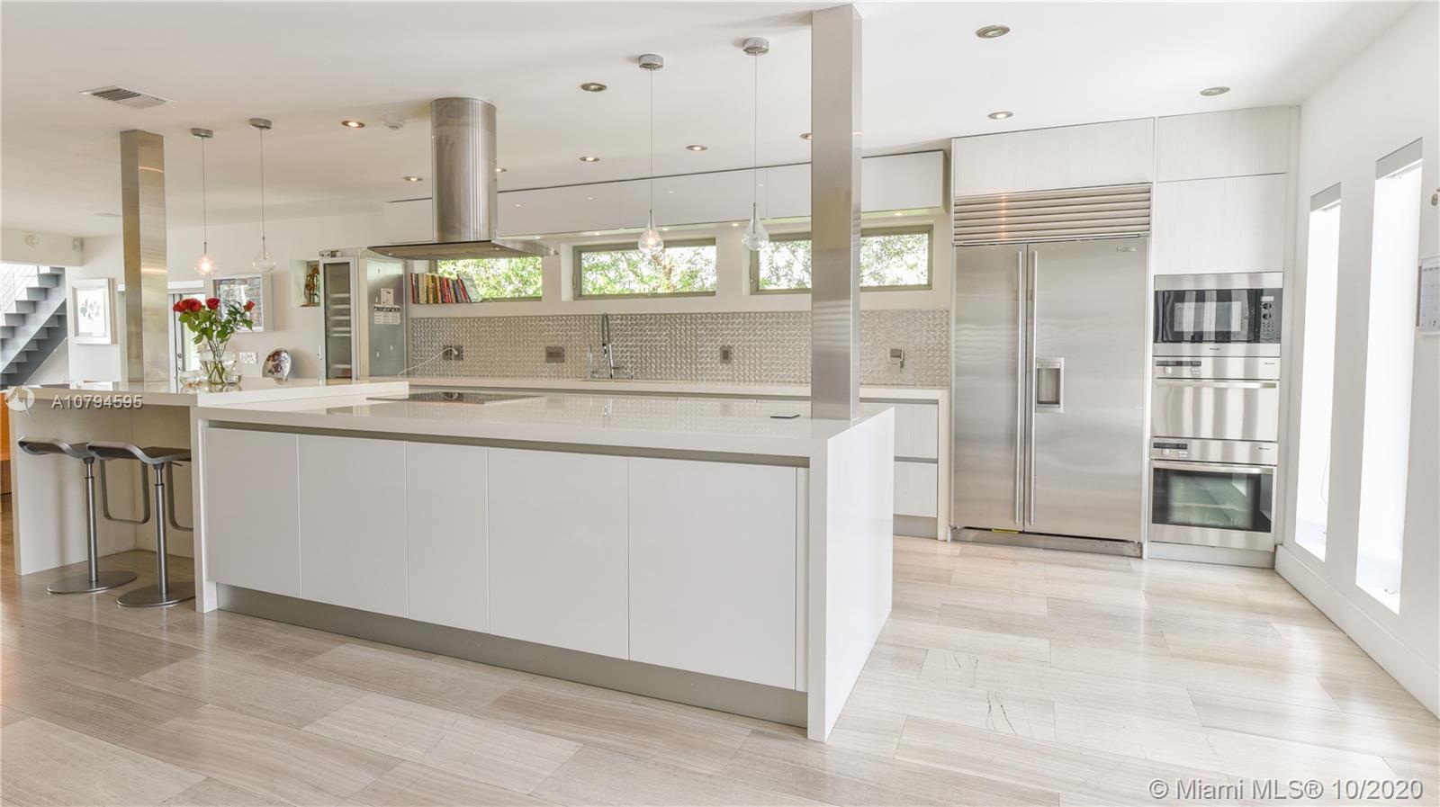 BISCAYNE POINT - Residential