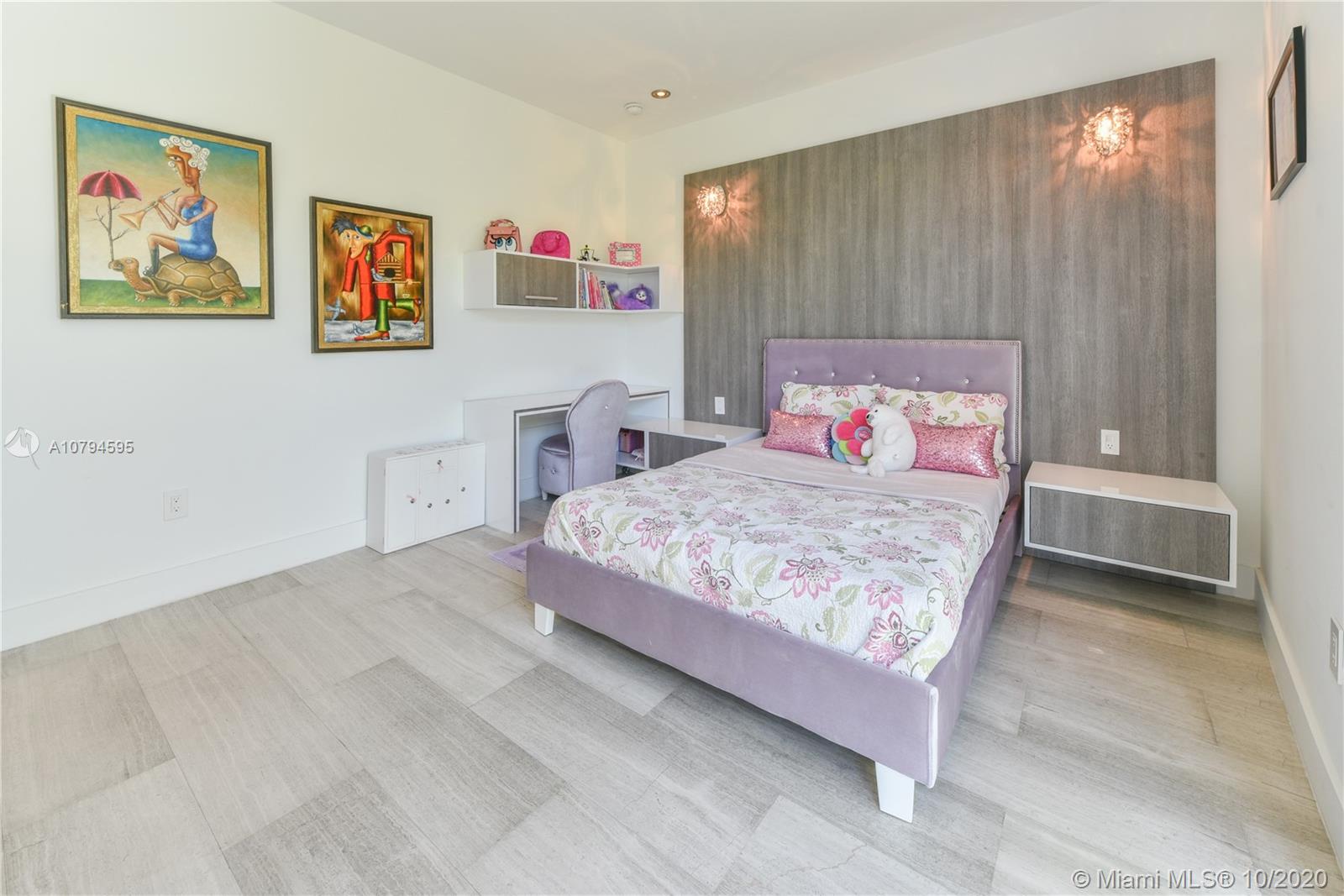 BISCAYNE POINT - Residential