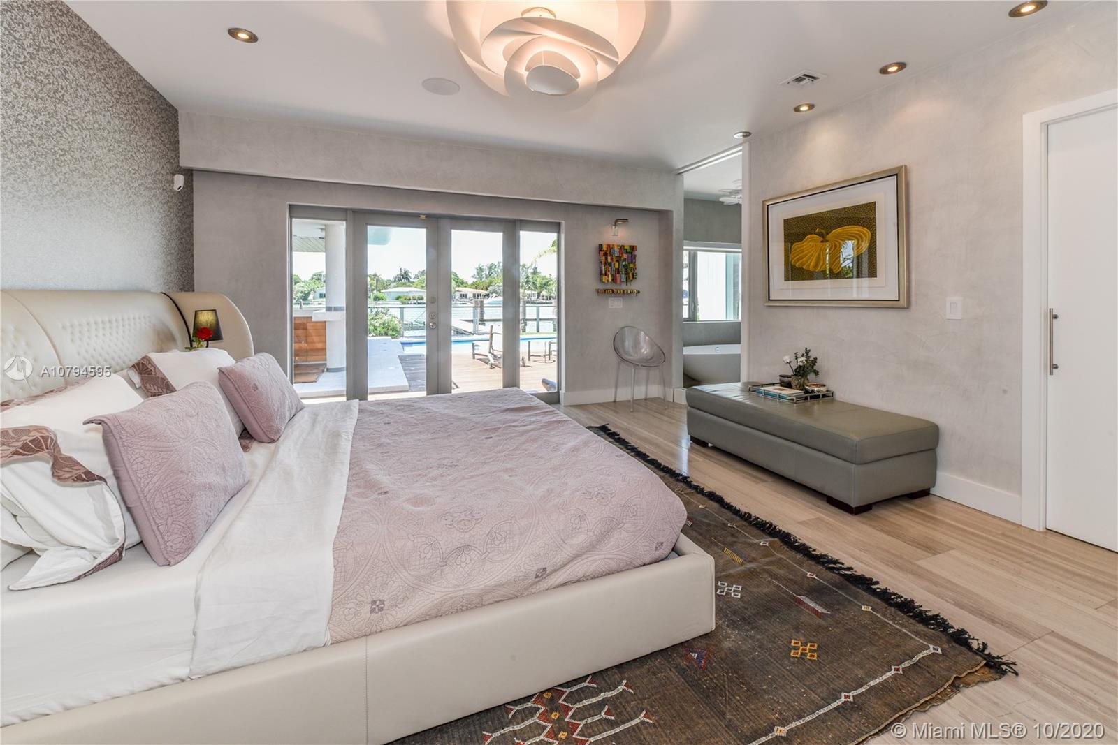 BISCAYNE POINT - Residential