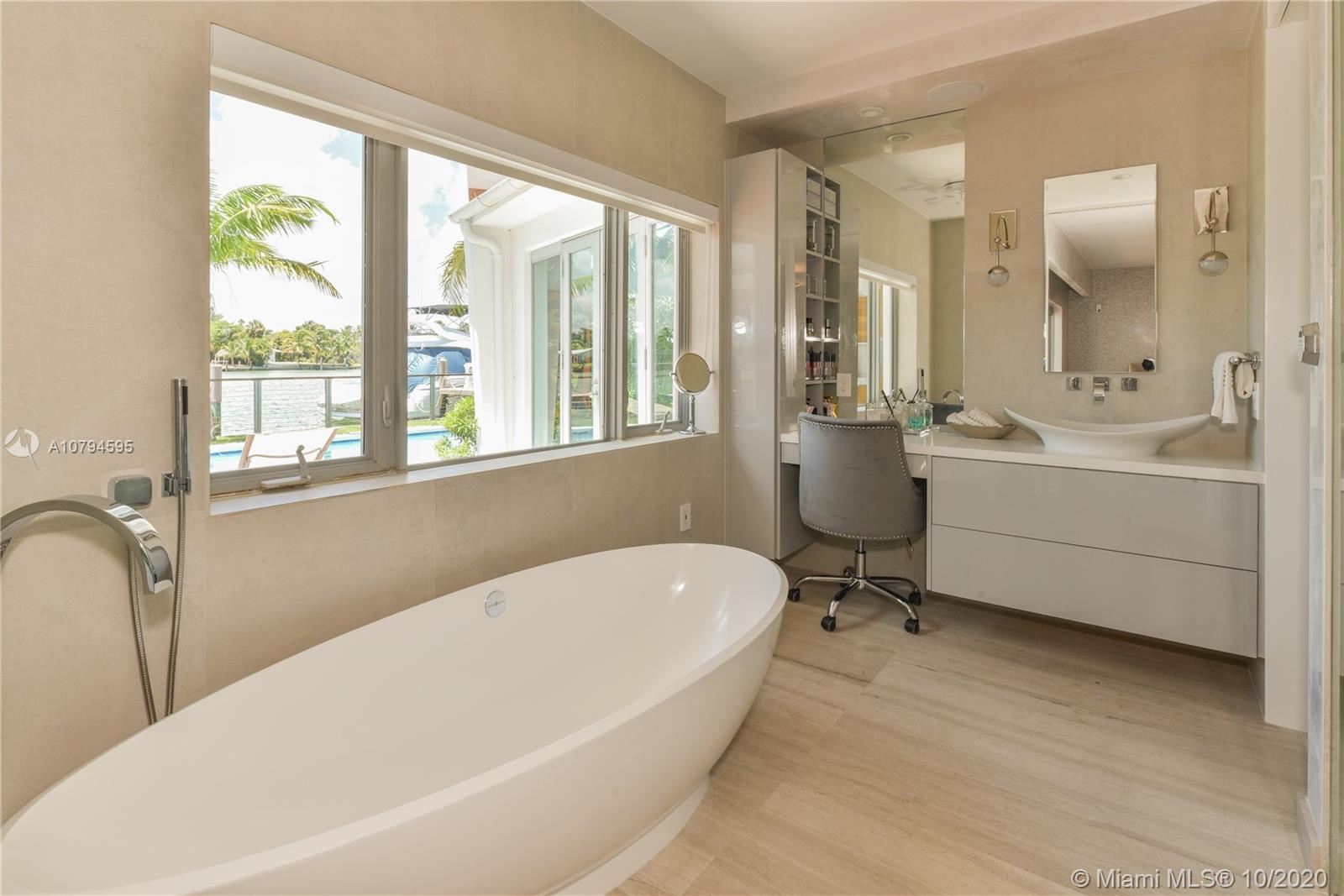 BISCAYNE POINT - Residential