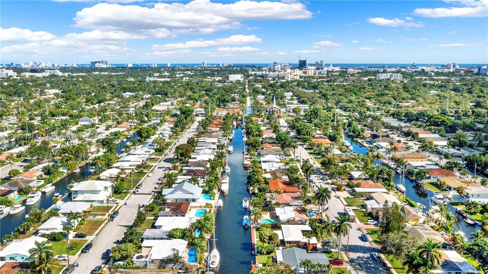 SOUTH NEW RIVER ISLES SEC - Residential