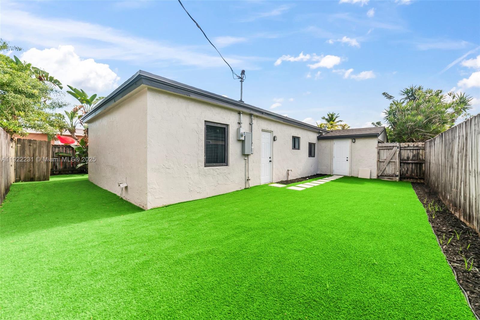 FULFORD BY THE SEA SEC E - Residential Lease