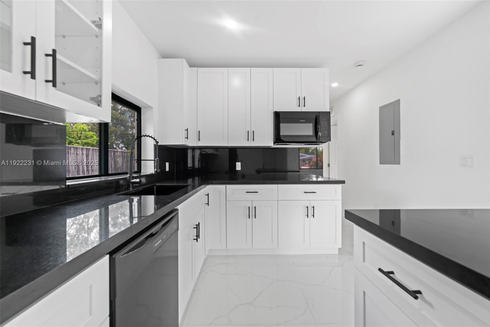 FULFORD BY THE SEA SEC E - Residential Lease