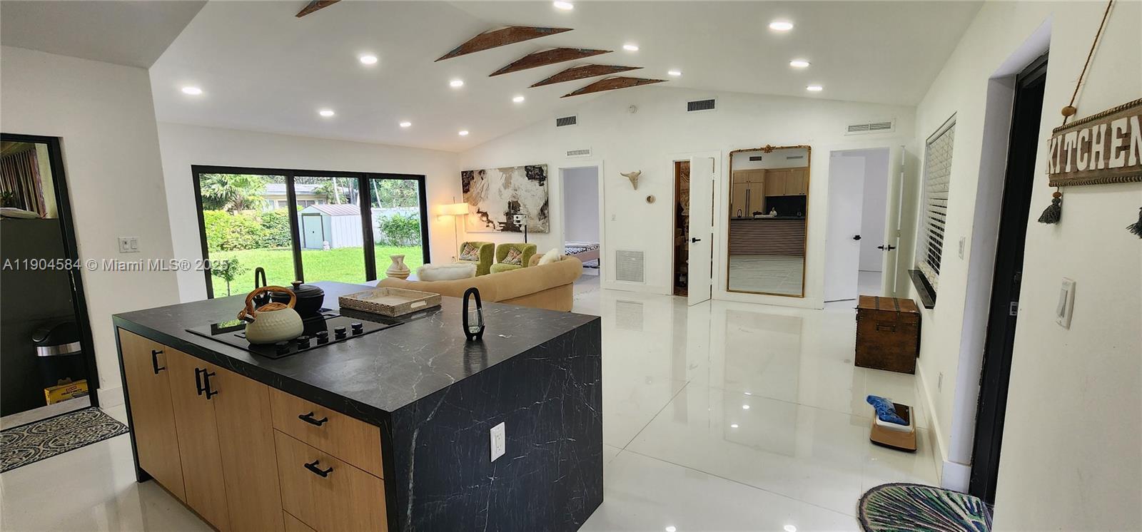 DUNNINGS MIAMI SHORES EXT - Residential