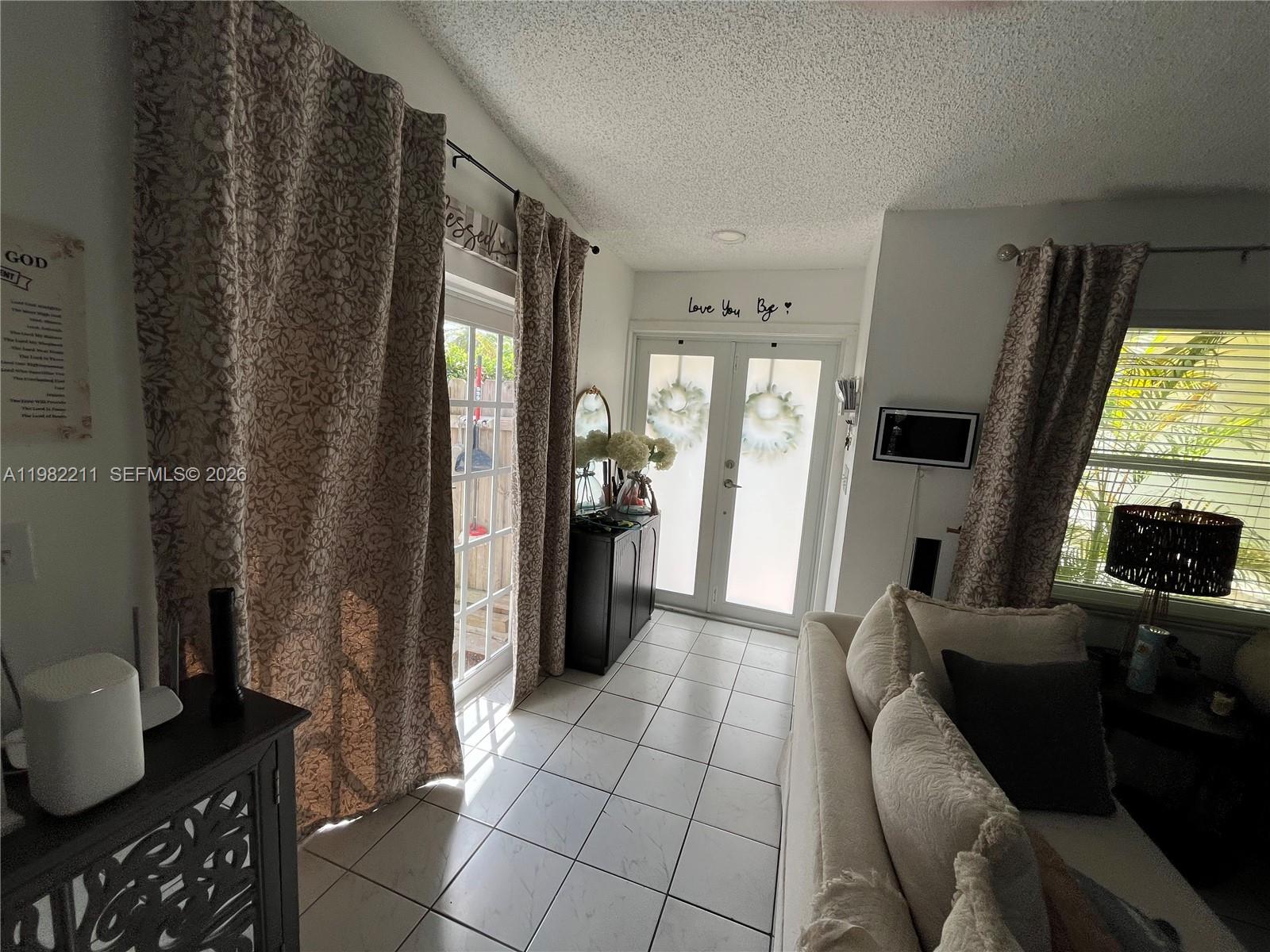 COQUI SUB - Residential Lease