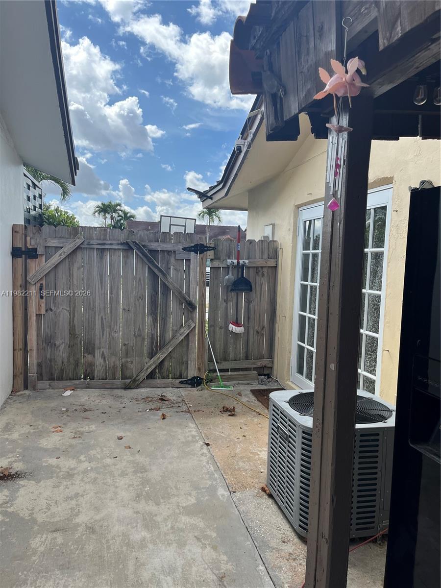 COQUI SUB - Residential Lease