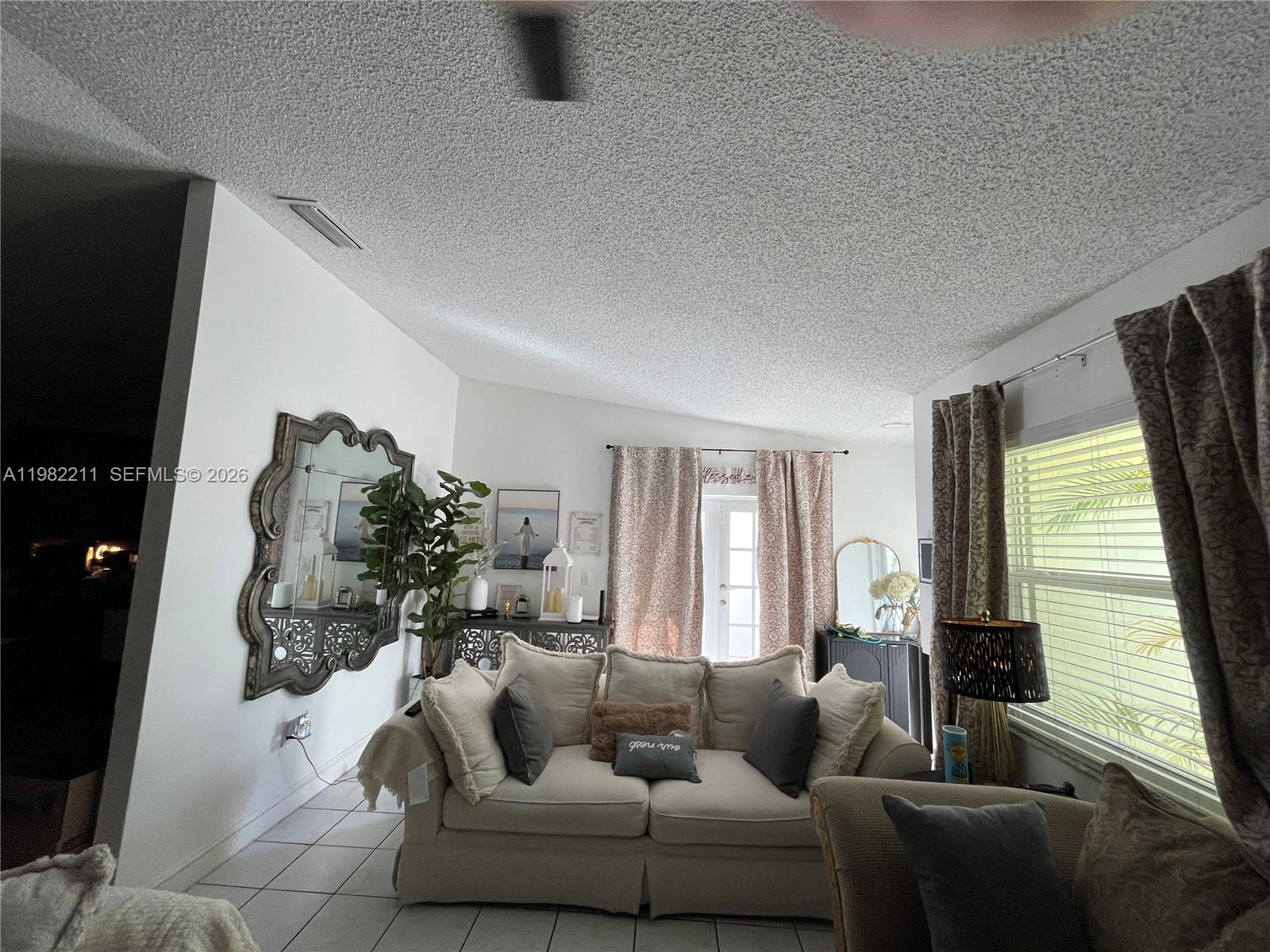 COQUI SUB - Residential Lease