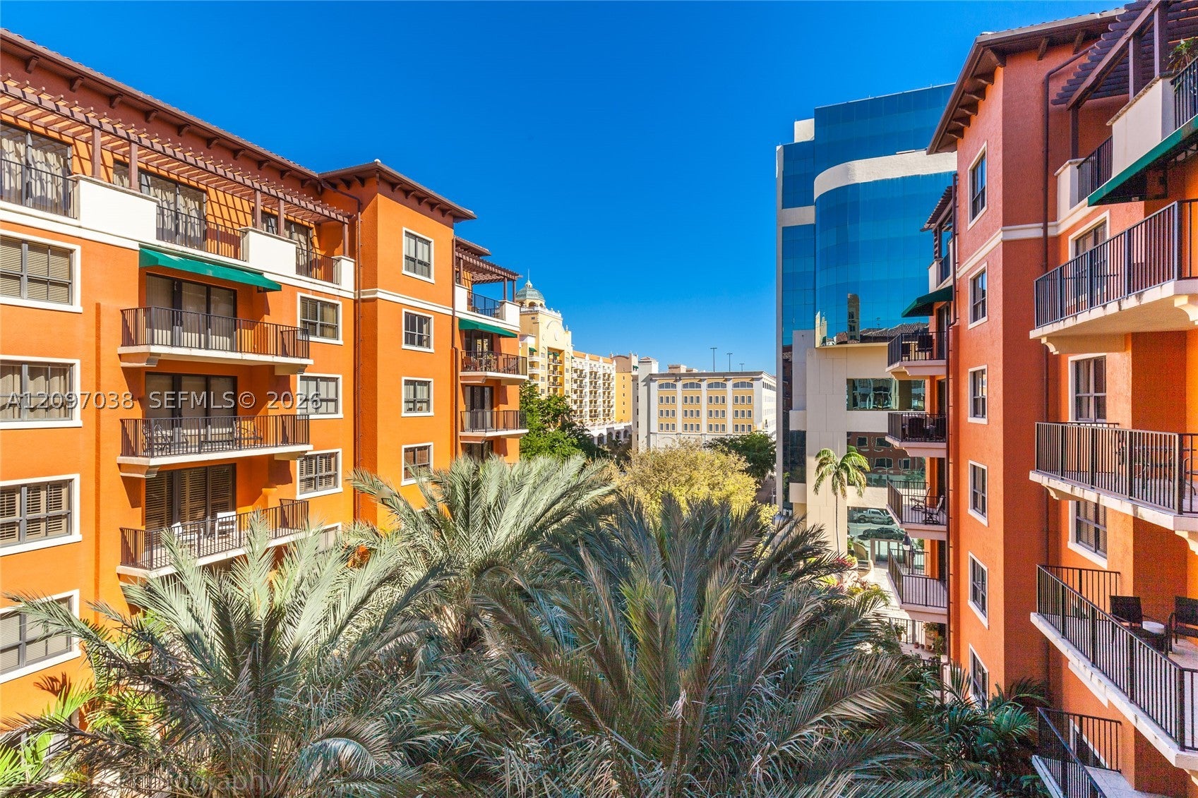 100 Andalusia Ave 609