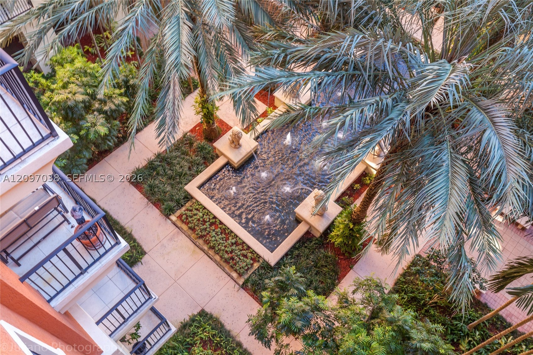 100 Andalusia Ave 609