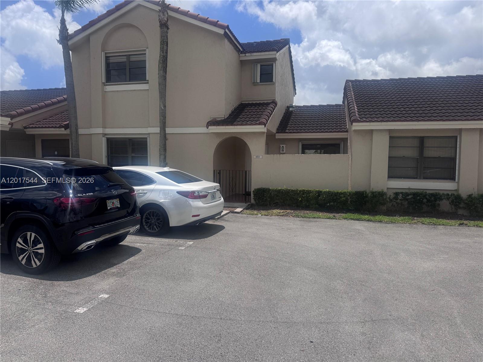 6532 NW 170th Ter