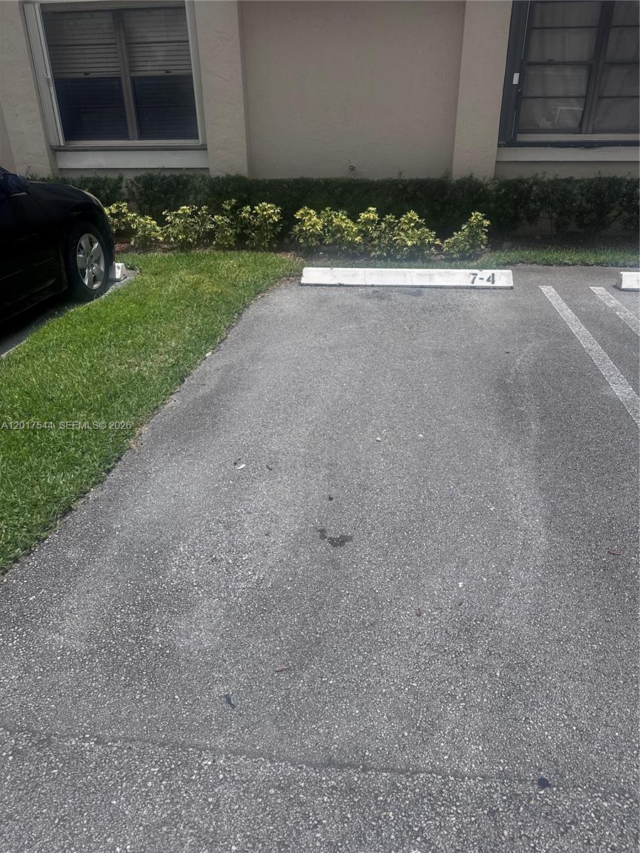 6532 NW 170th Ter
