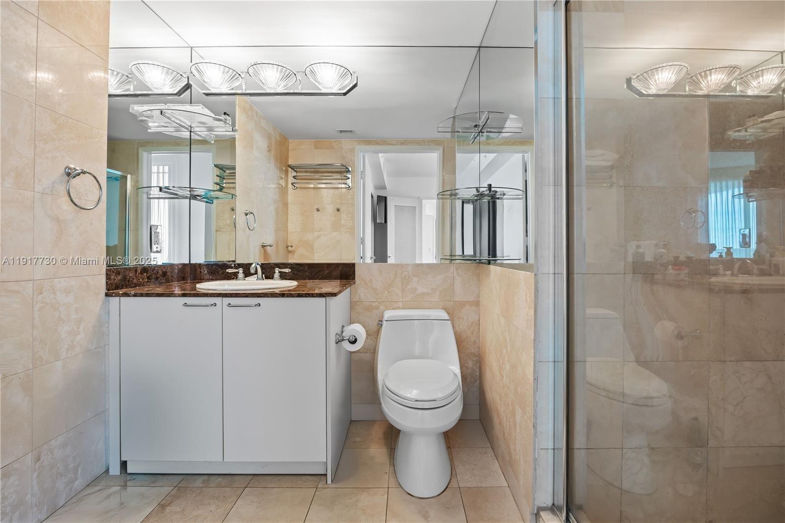 THE PINNACLE CONDO - Residential