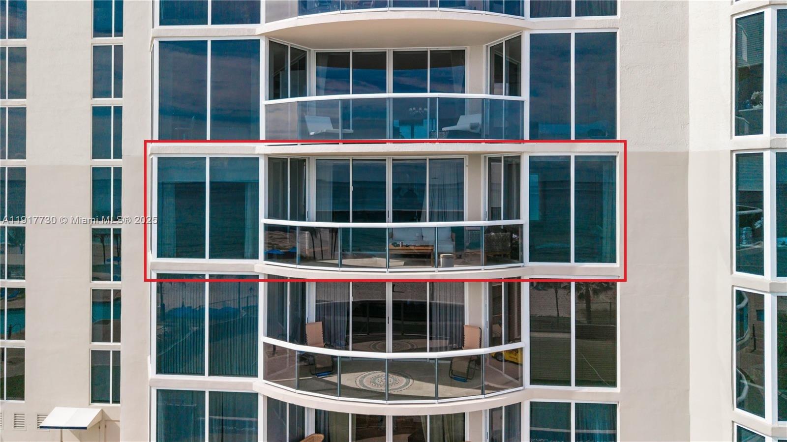 THE PINNACLE CONDO - Residential