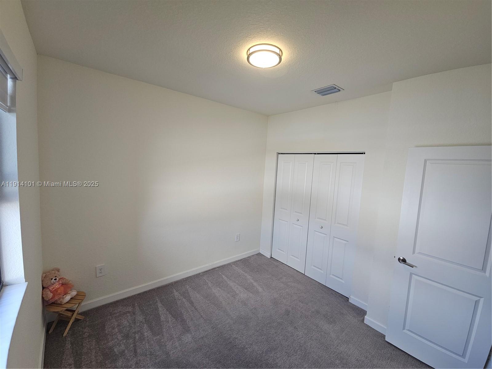 AQUABELLA NORTH - Residential Lease