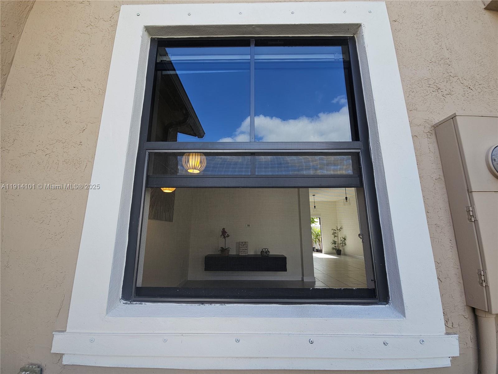 AQUABELLA NORTH - Residential Lease