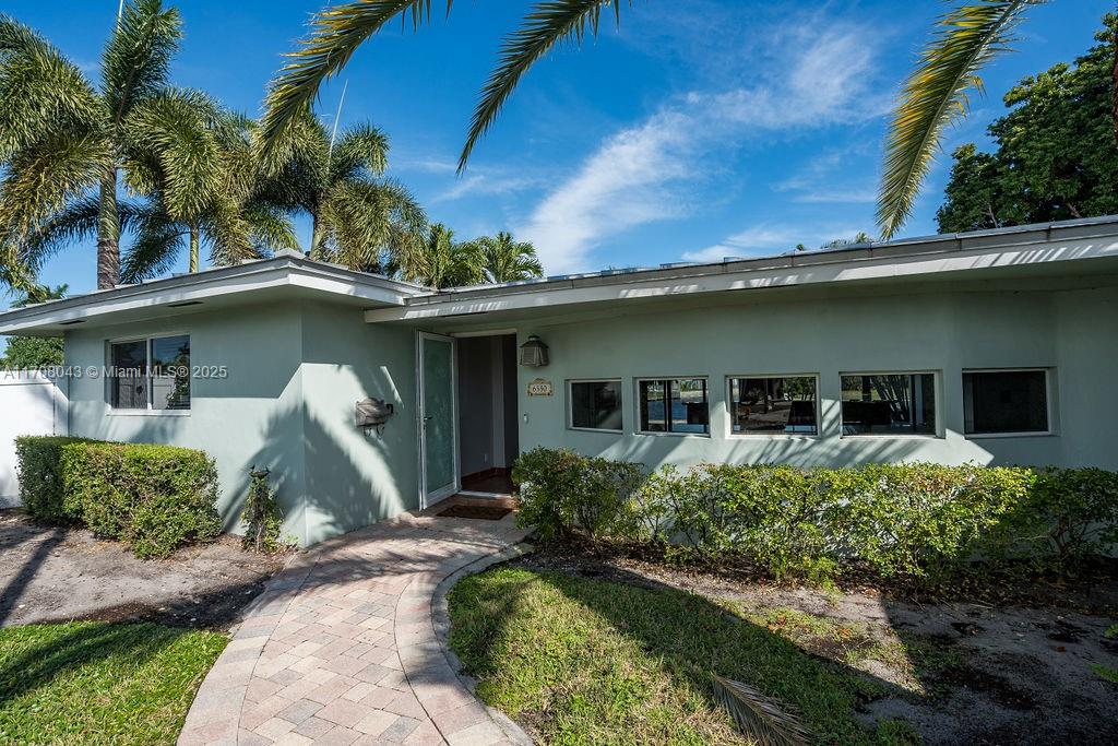 6350 Ne 19th Ter, Fort Lauderdale, Broward County, Florida - 4 Bedrooms  
3 Bathrooms - 