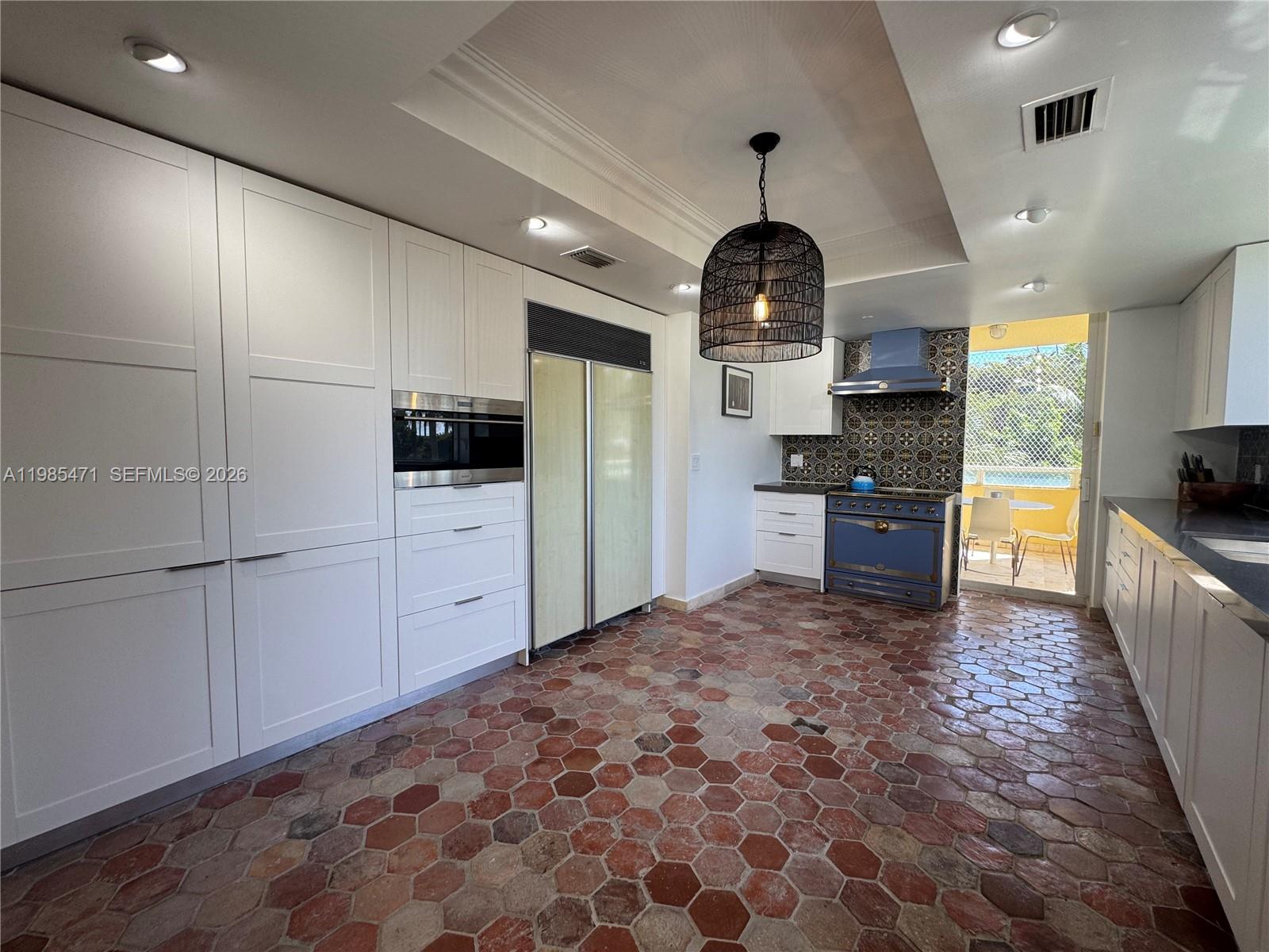 GRAND BAY RESIDENCES COND - Residential Lease