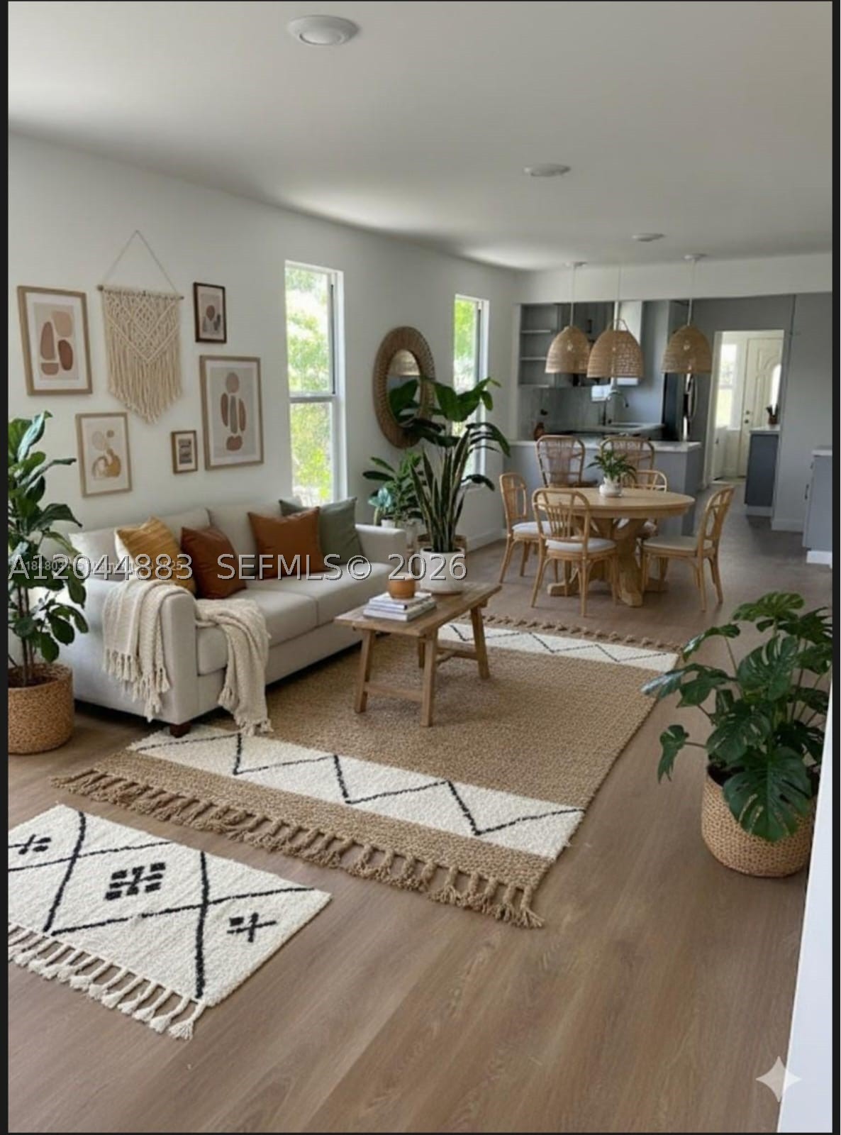 81 NW 44th St