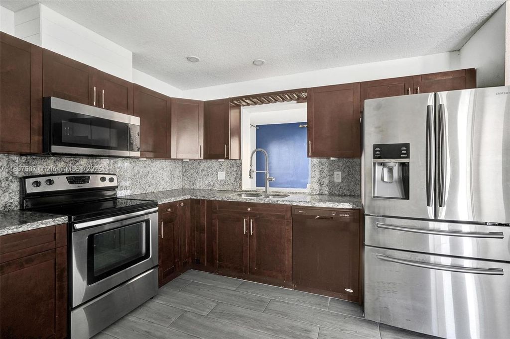 Photo of 8105 SW 19th St, North Lauderdale, FL 33068 (MLS # A11897507)