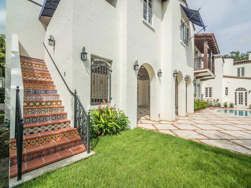 CORAL GABLES SEC D REV PL - Residential