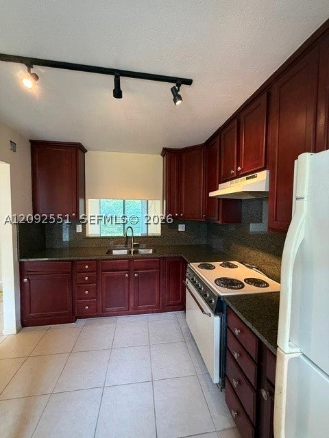 900 Colony Point Cir 416