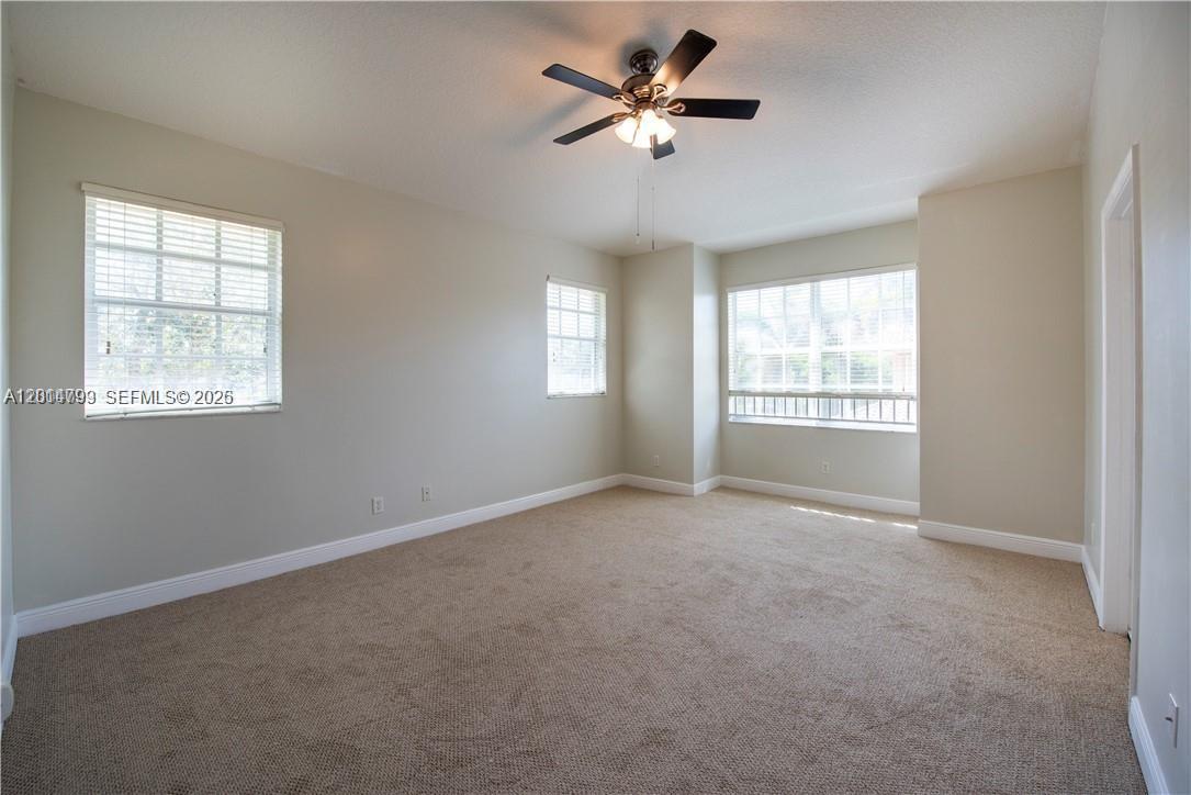 ROLLING HILLS GOLF & TENN - Residential