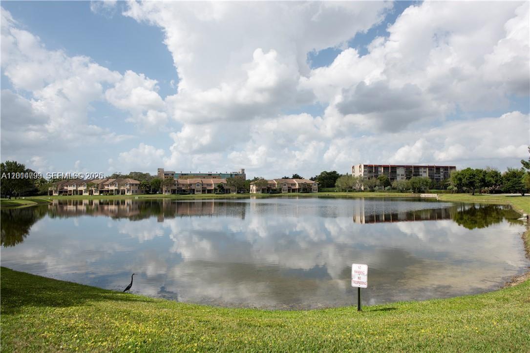 ROLLING HILLS GOLF & TENN - Residential