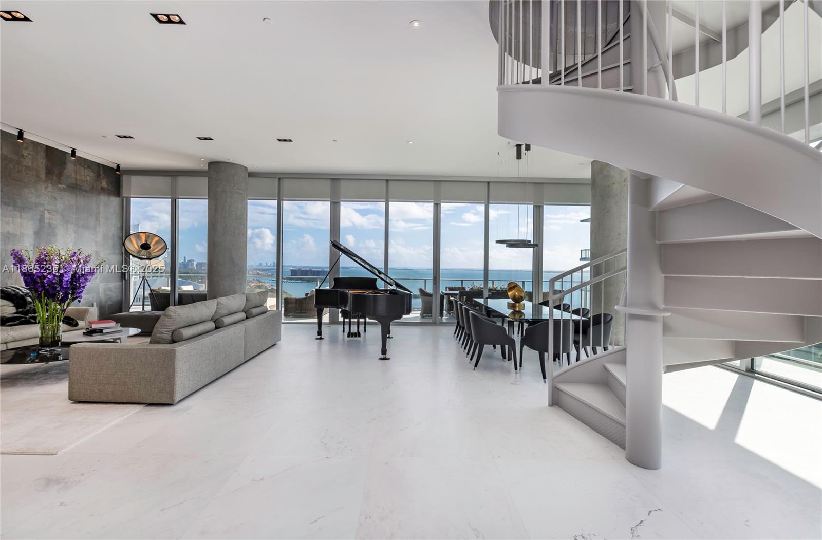 2669 S Bayshore Dr PH1-N