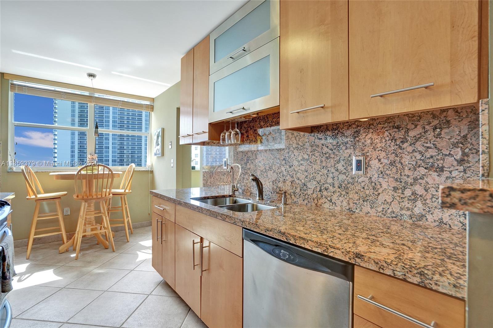 1833 S Ocean Dr 1402
