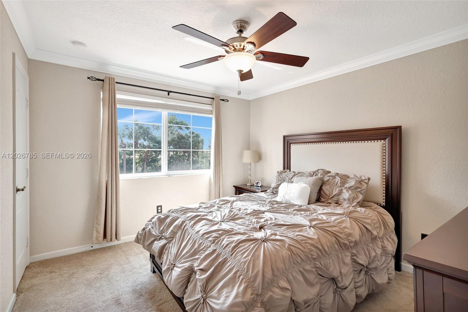 COLONY LAKE - Residential