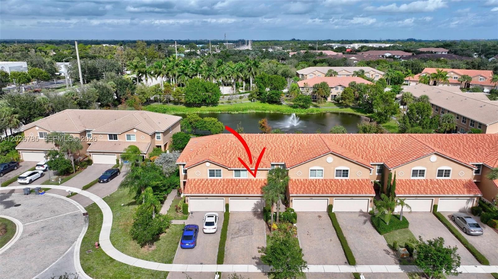 COLONY LAKE - Residential