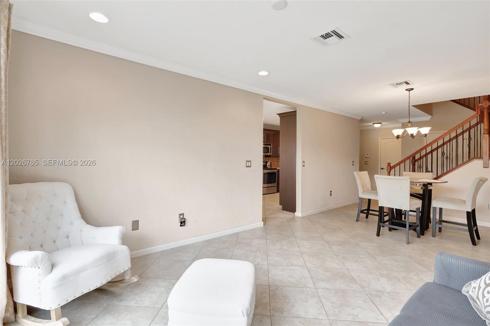 COLONY LAKE - Residential
